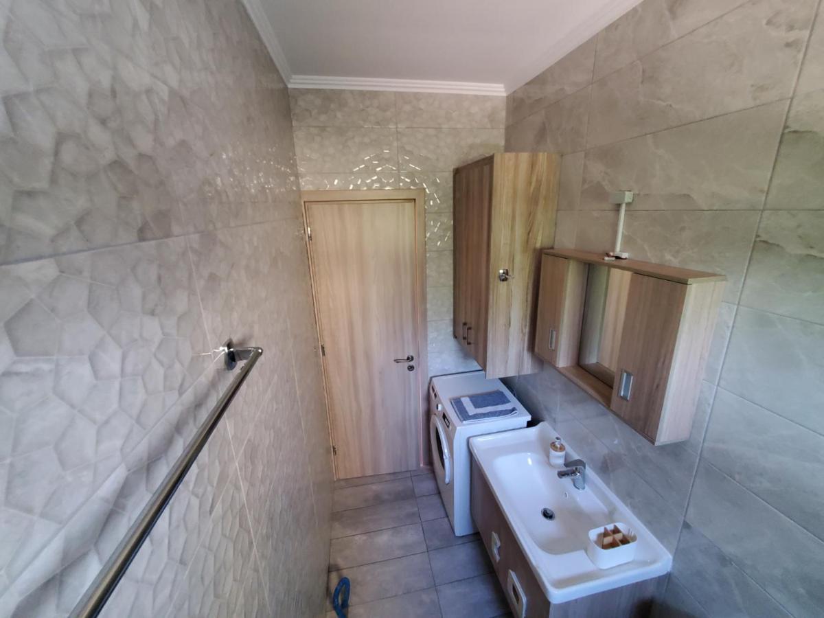 Backyard Apartment Kalligoni Exterior foto